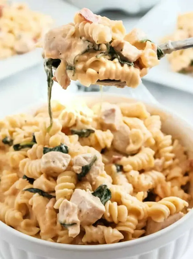 Instant Pot Chicken Pasta