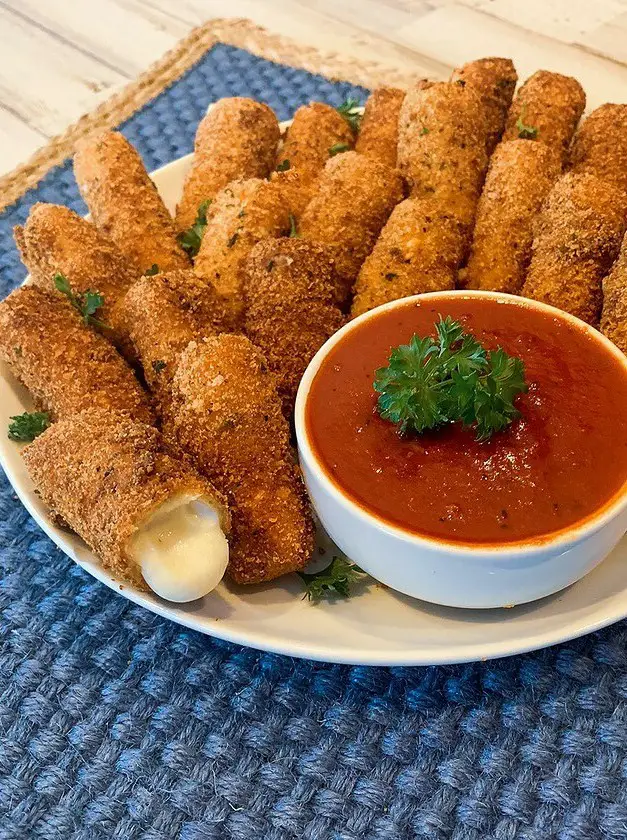 Homemade Mozzarella Sticks