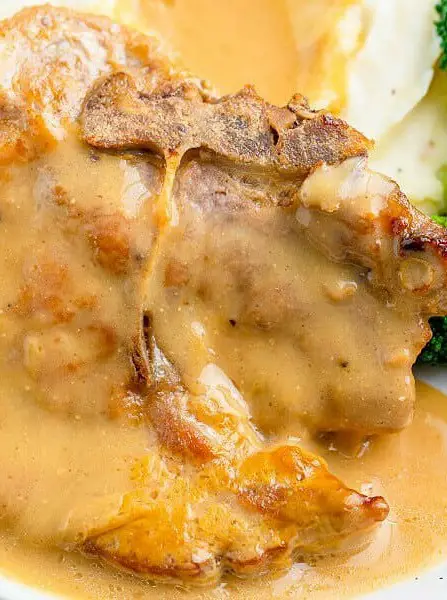 Easy Baked Pork Chops in Gravy