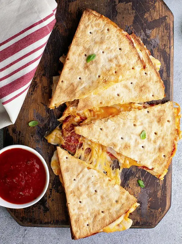 Pepperoni Pizza Quesadillas