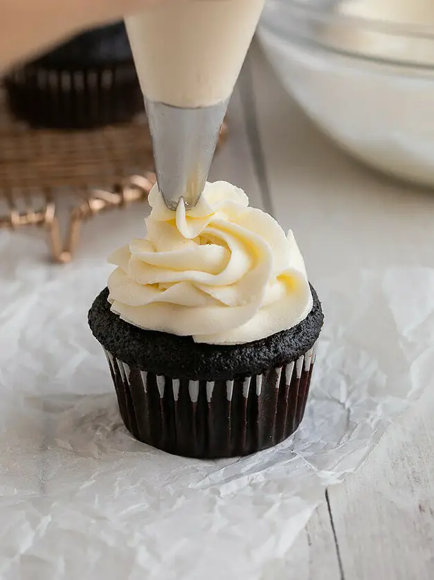 Vanilla American Buttercream Frosting