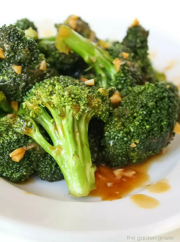 Broccoli with Asian-Style Garlic Sauce