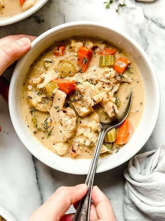 Creamy Roasted Cauliflower Chowder