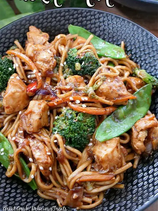 Chicken Lo Mein