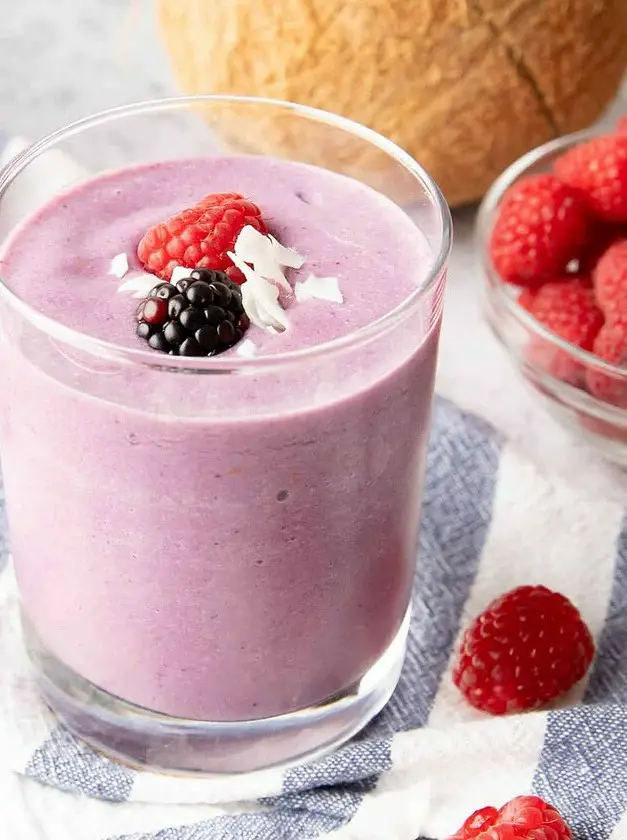 Keto Berry Coconut Smoothie