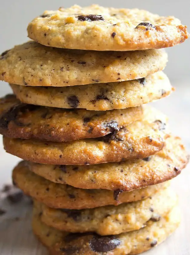 Low Carb Keto Chocolate Chip Cookies