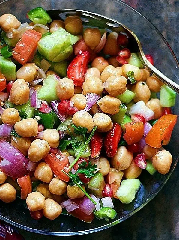 Easy Chickpea Salad