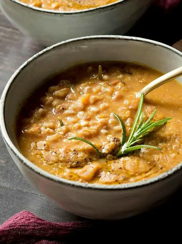 Tuscan Farro Soup with Beans