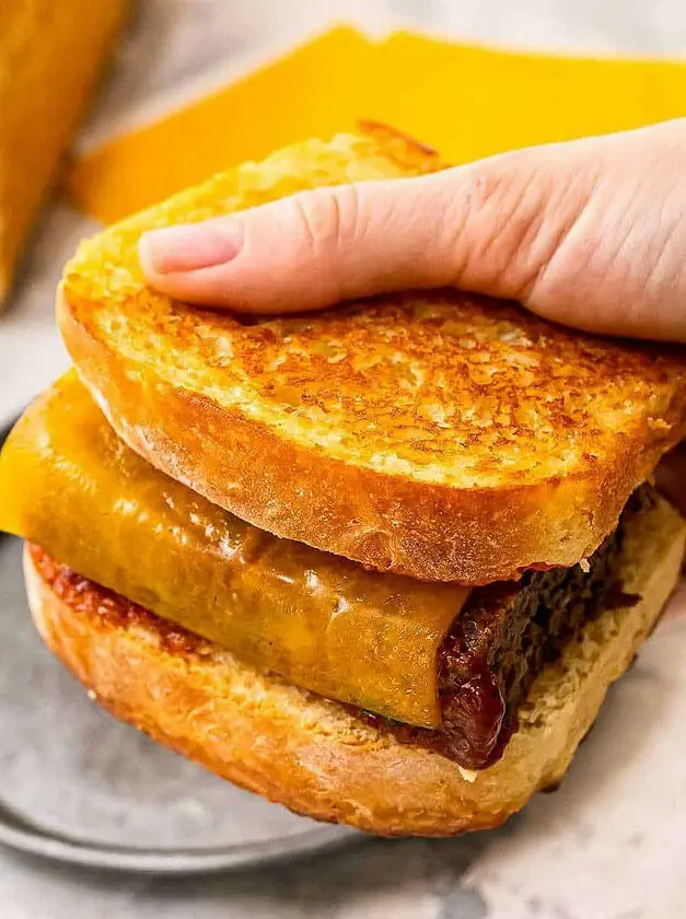 Meatloaf Sandwich