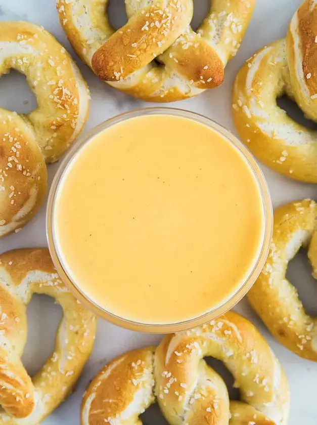 Pretzel Cheese Dip