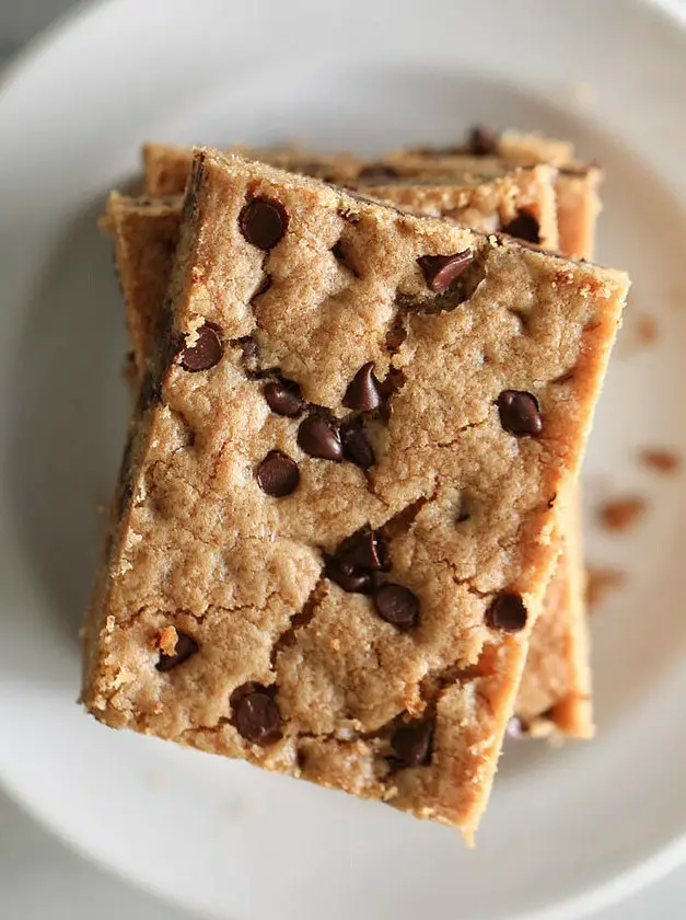 Sheet Pan Chocolate Chip Cookie Bars