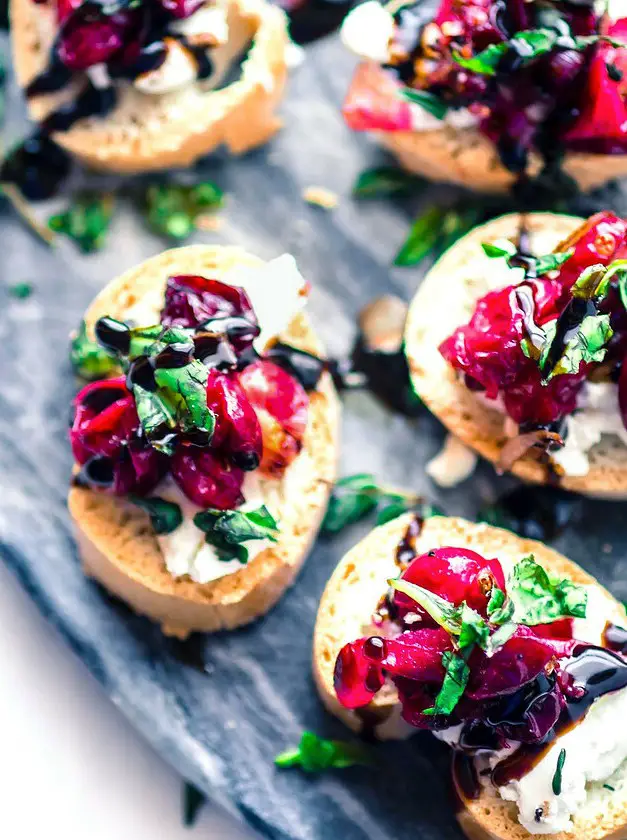 Quick Cranberry Goat Cheese Crostini