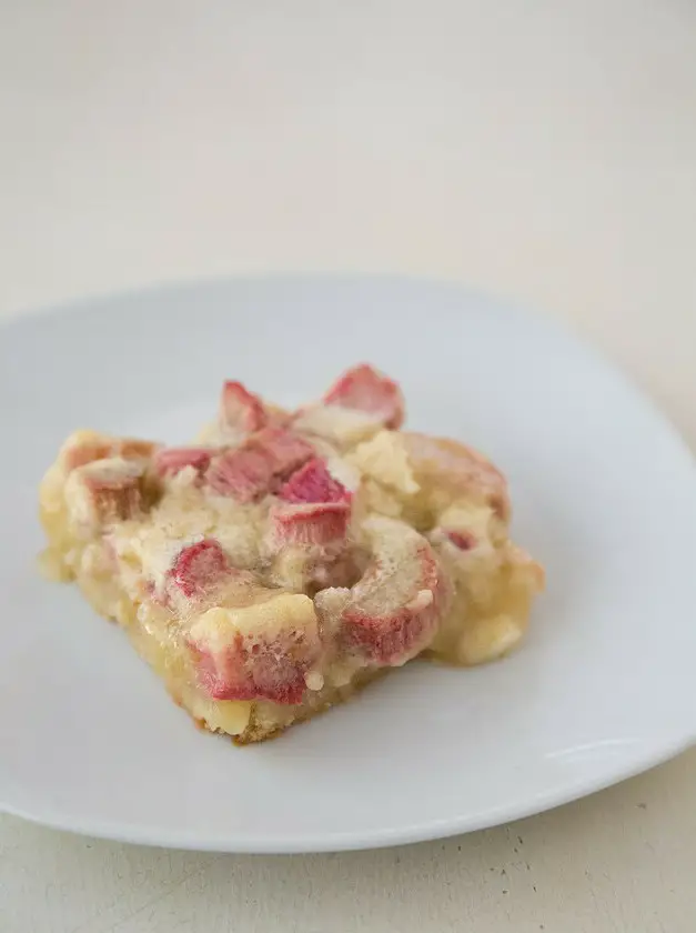 Rhubarb Dream Bars