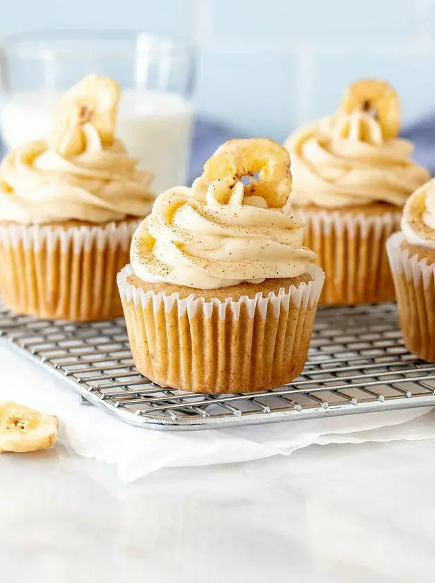 Banana Cupcakes with Cream Cheese Frosting