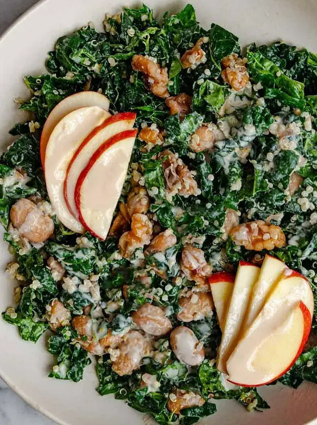 Kale Quinoa Salad with White Beans