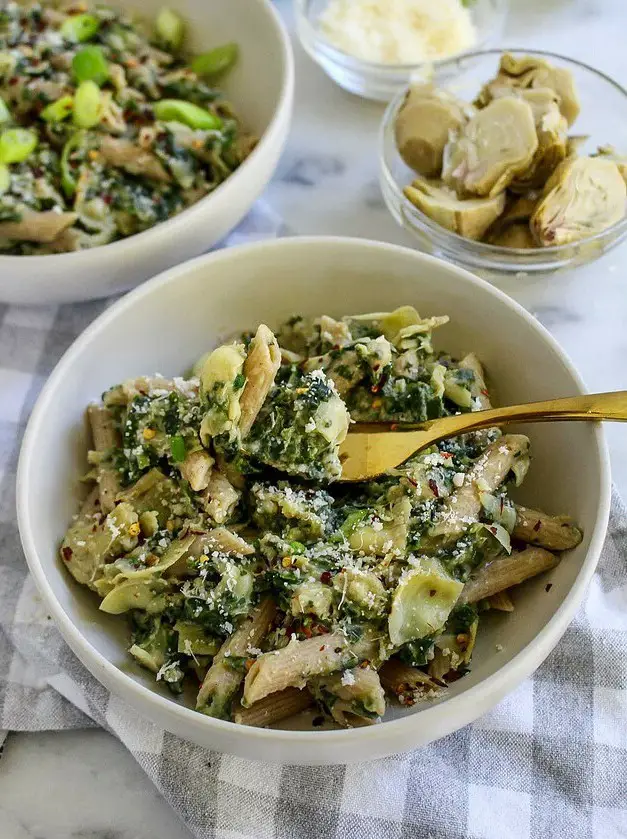 Creamy Spinach Artichoke Pasta