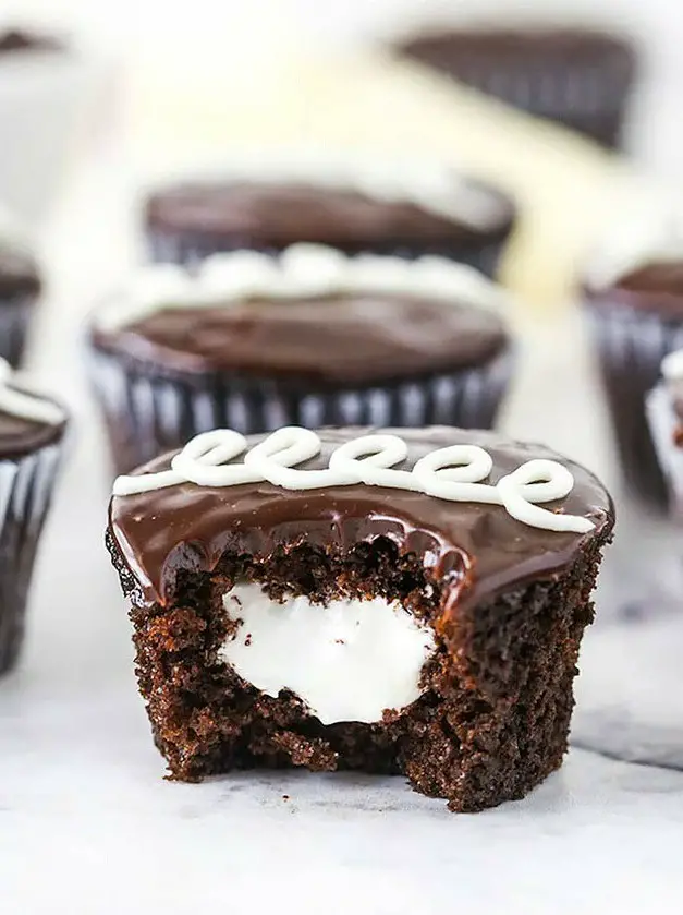 Homemade Hostess Cupcakes