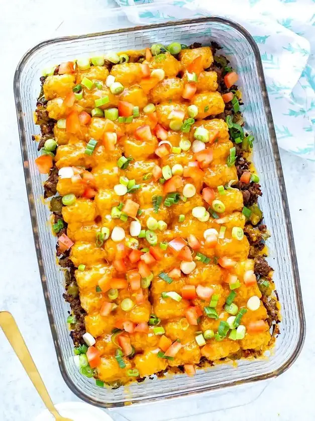 Cheeseburger Tater Tot Casserole