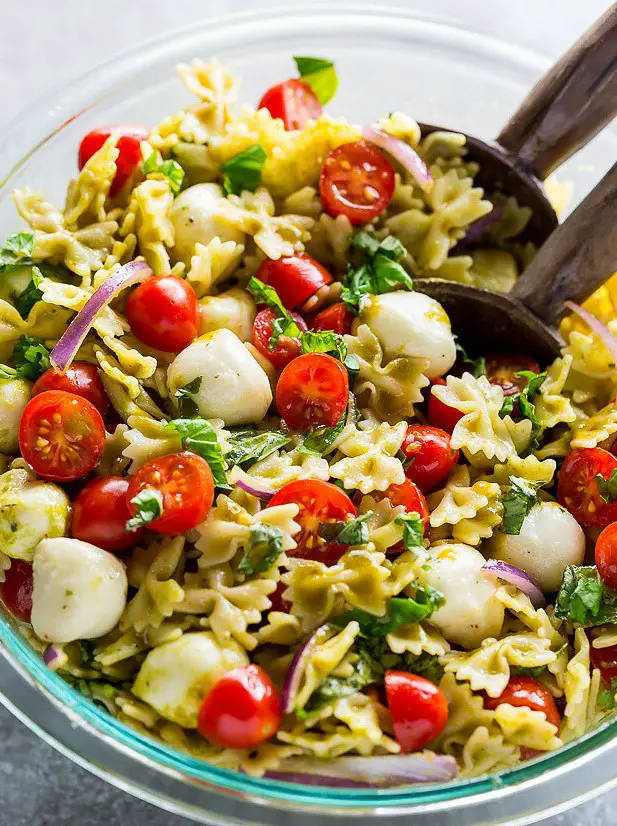 Tomato, Basil, and Mozzarella Pasta Salad