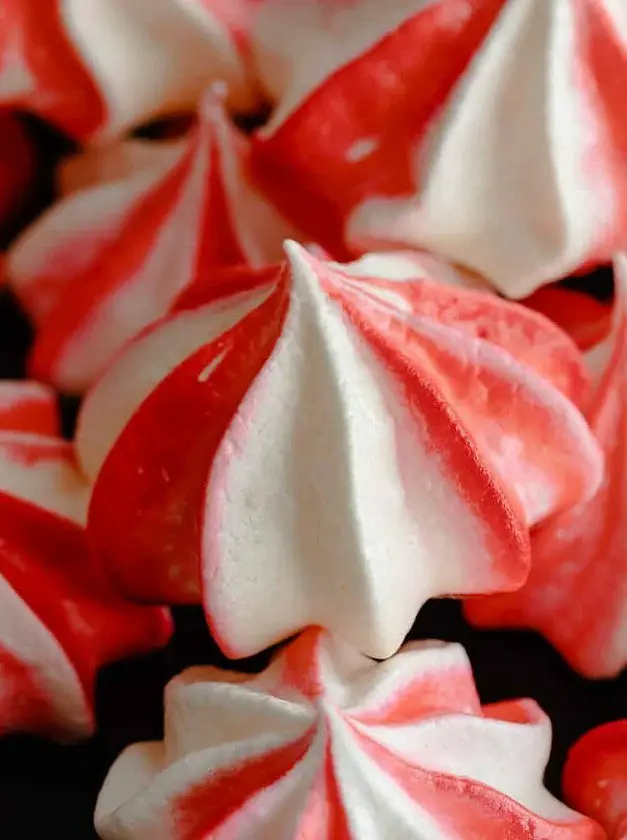 Peppermint Meringue Cookies