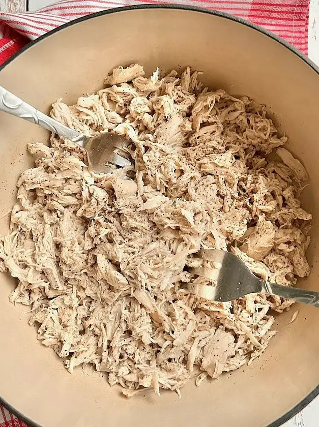 Dutch Oven Pulled Chicken