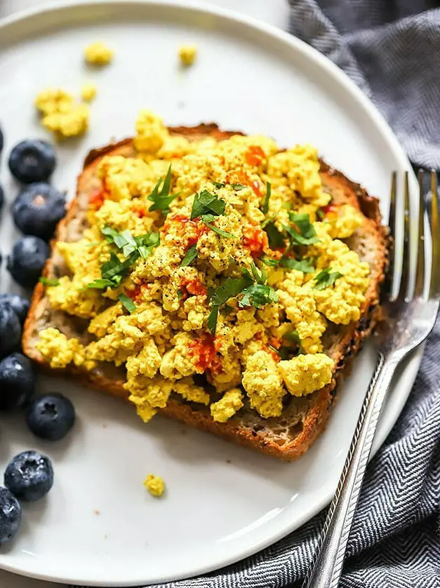 Easy Vegan Tofu Scramble