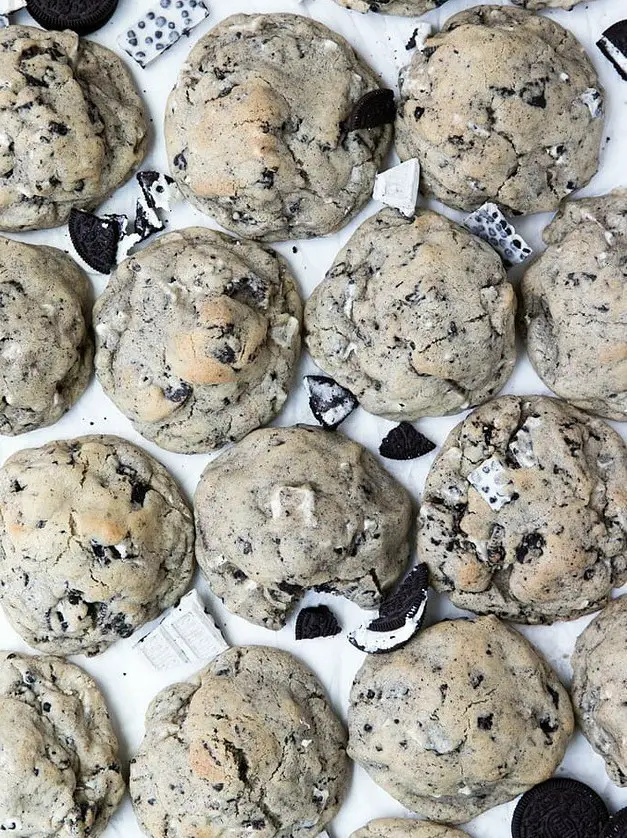 Cookies and Cream Cookies