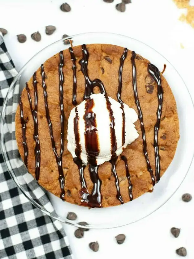 Air Fryer Cookie Cake