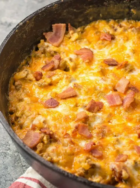 Keto Cheeseburger Casserole Skillet