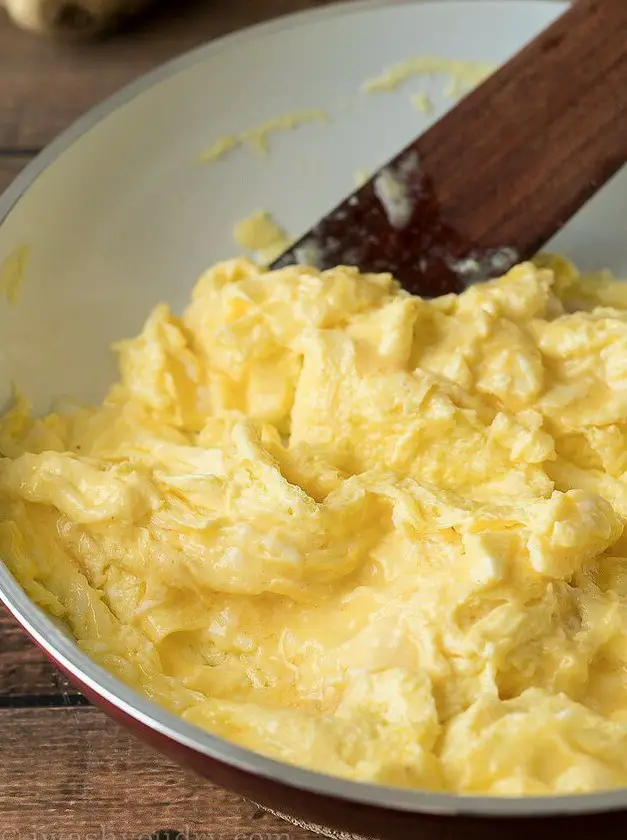 Fluffy Scrambled Eggs