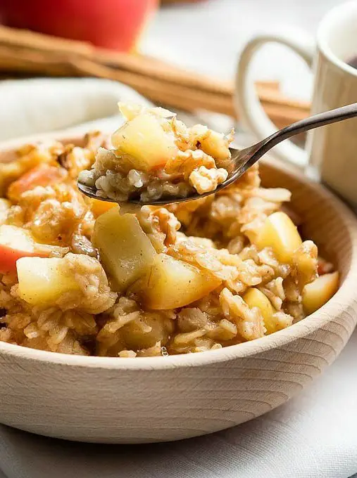 Apple Cinnamon Oatmeal