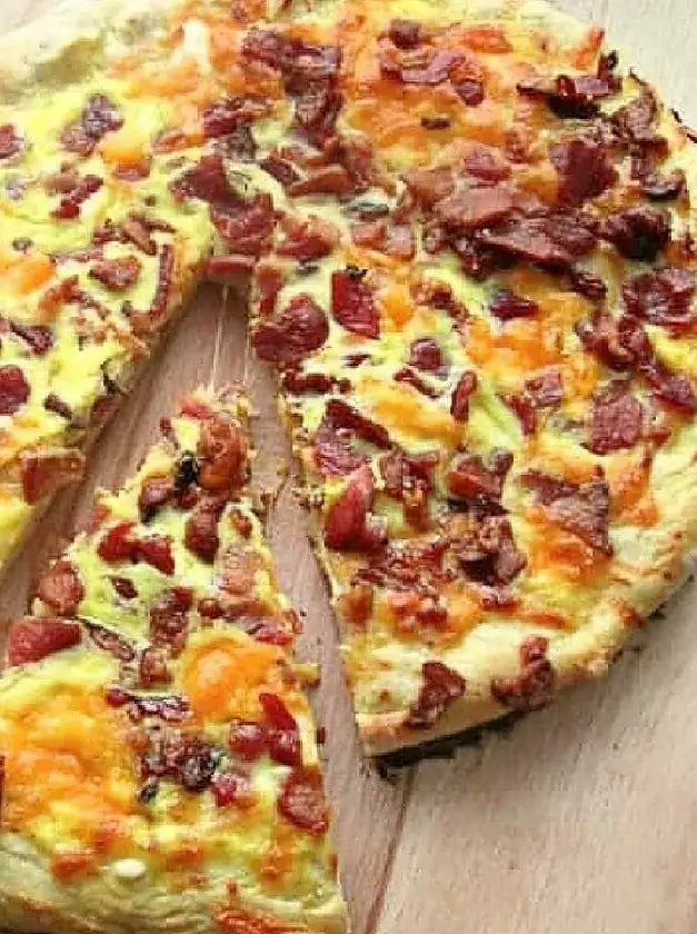 Homemade Bacon Cheddar Breakfast Pizza