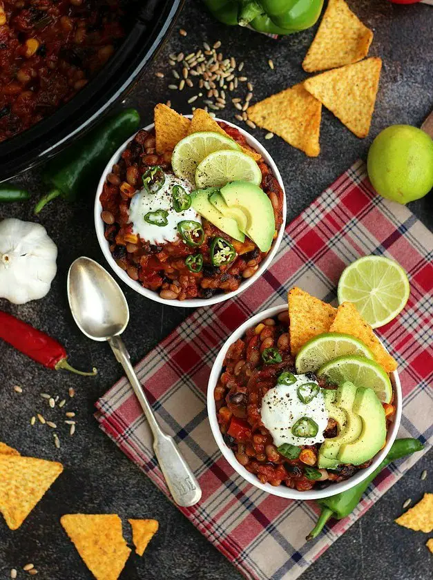 Slow Cooker Vegan Chili