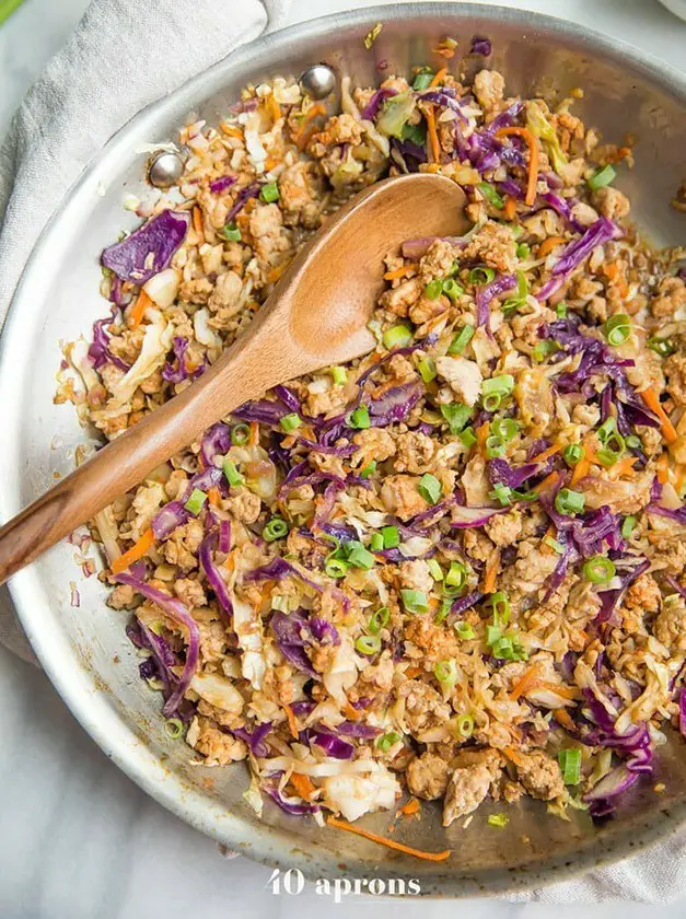 Egg Roll in a Bowl with Creamy Chili Sauce