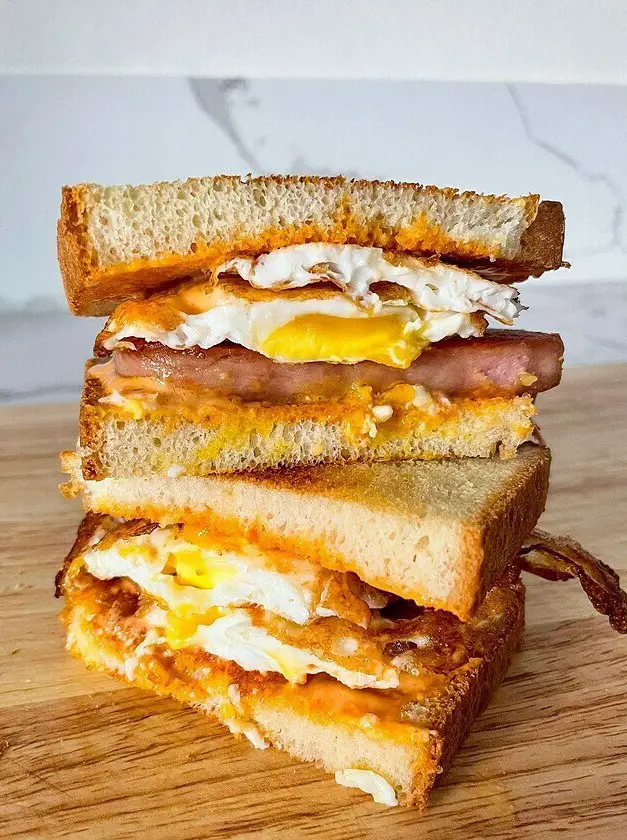 Spam and Eggs Sandwich with Spicy Mayo