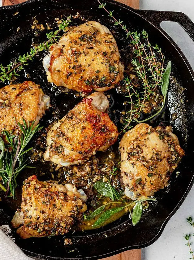 Cast Iron Skillet Chicken Thighs