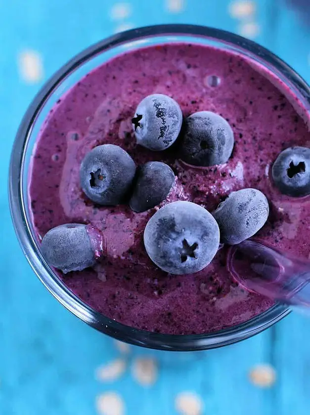 Blueberry Oatmeal Smoothie