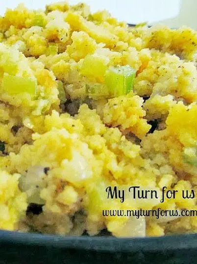 Old Fashioned Cornbread Dressing