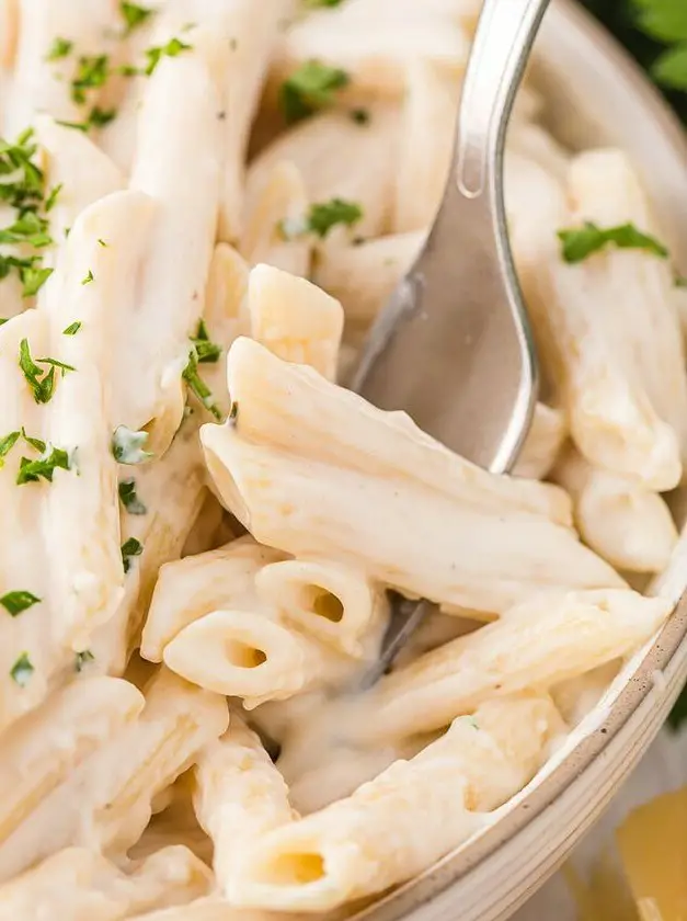 White Sauce Penne Pasta