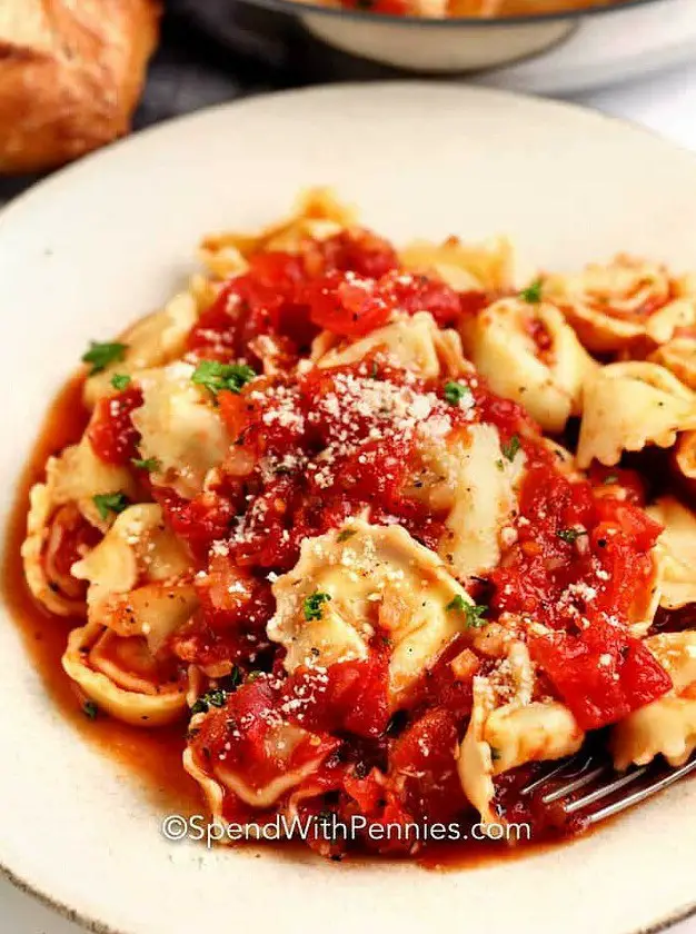 Cheese Tortellini with Quick Tomato Sauce