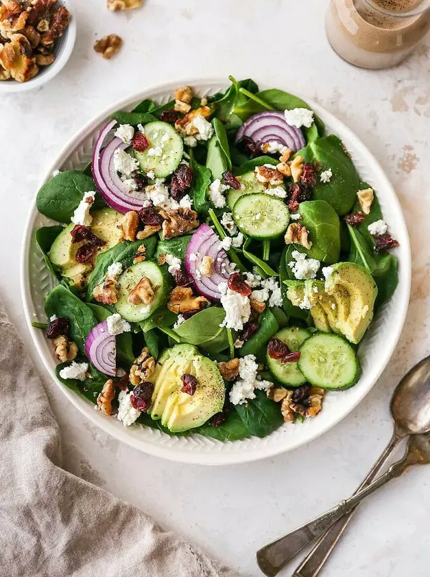 Easy Spinach Salad with Creamy Balsamic