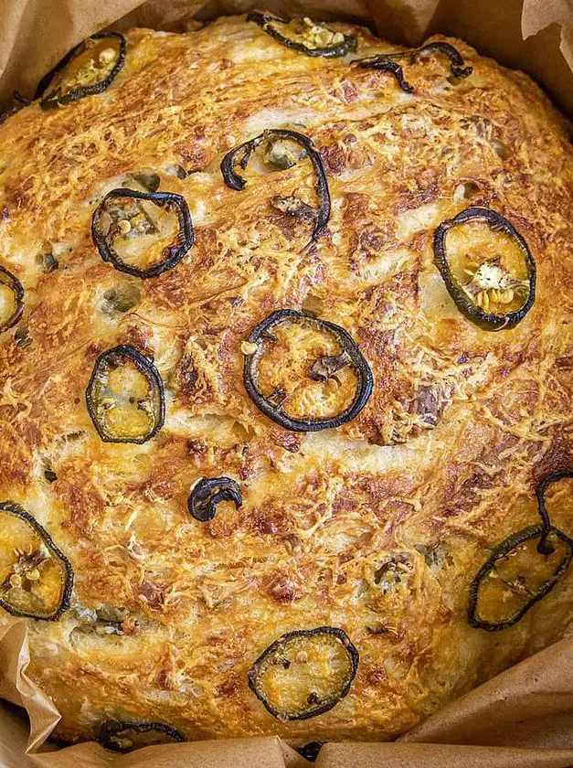 Jalapeno Cheddar Dutch Oven Bread