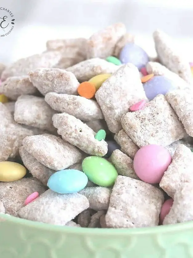 Easter Bunny Chow Snack Mix