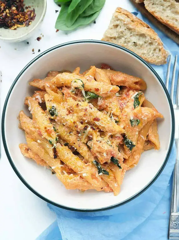 One-Pot Basil Tomato Pasta with Ricotta