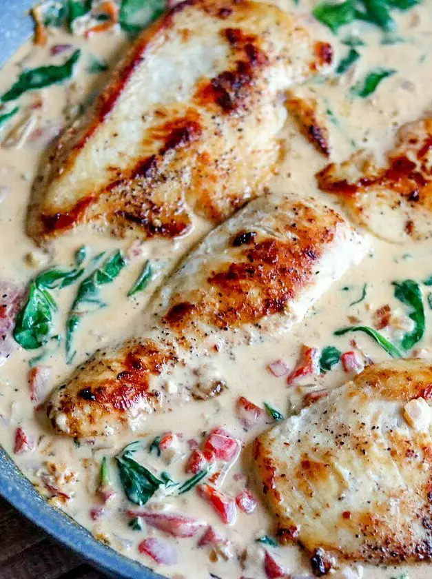 Creamy Mediterranean Chicken Skillet