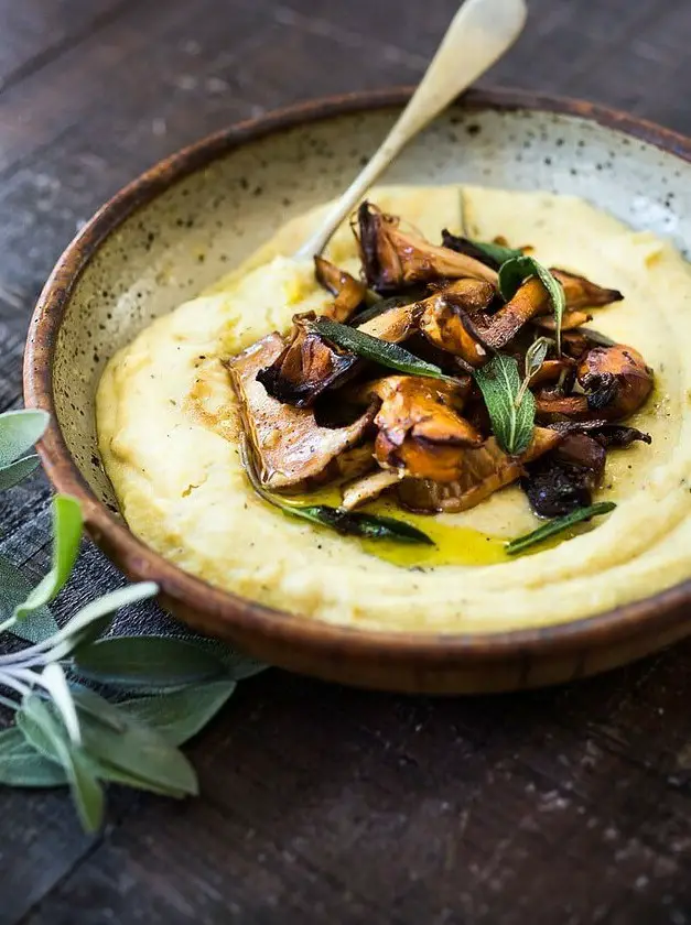 Creamy Polenta with Mushrooms, Garlic and Sage