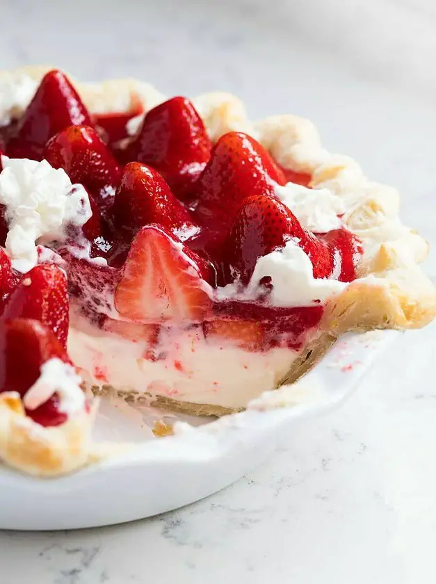 Strawberry Cream Pie