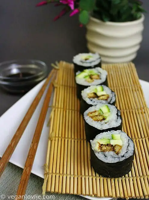 Yummy Tempeh Sushi