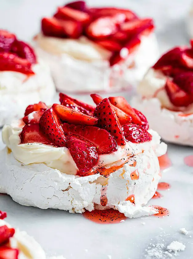 Strawberry Cheesecake Mini Pavlovas