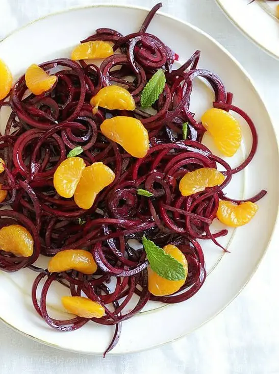 Raw Spiralized Beet & Mandarin Salad with Mint